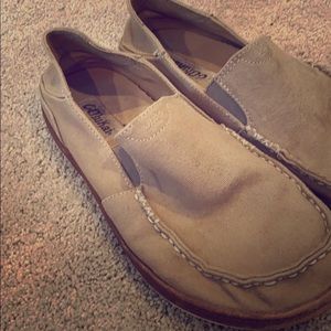 Men’s Olukai loafers